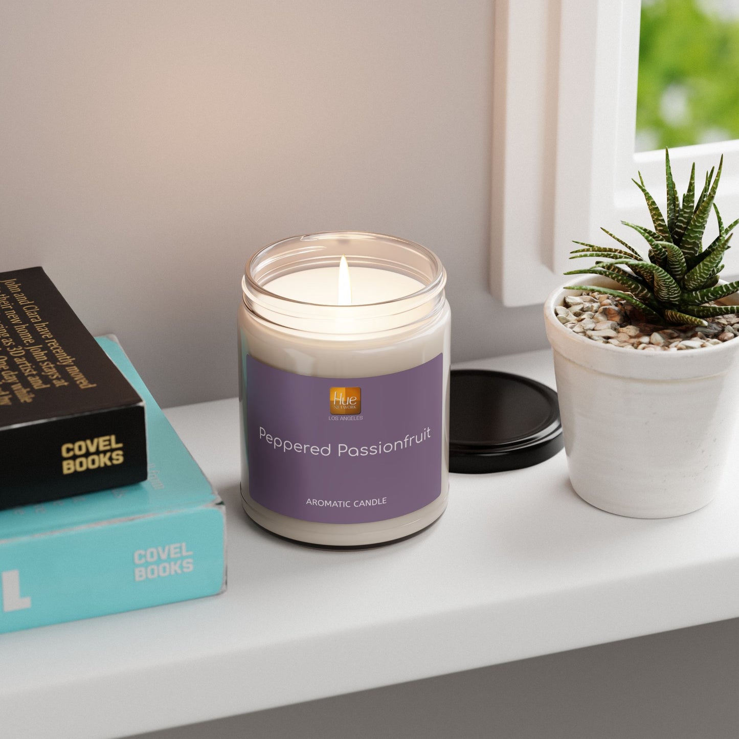 HUE - Peppered Passionfruit Soy Candle — 9oz (Peppered Passionfruit)